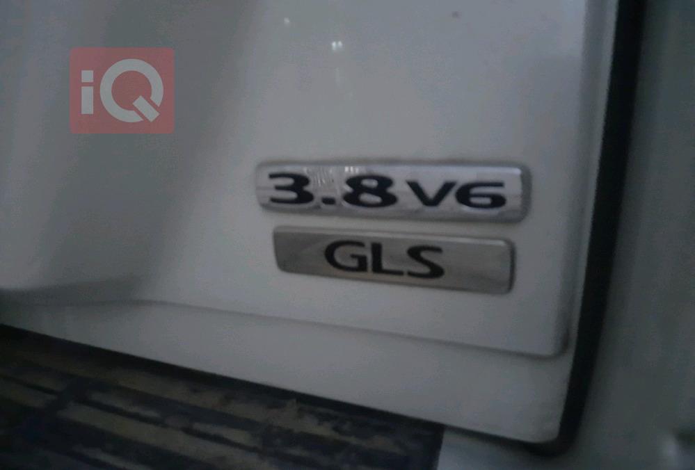 ميتسوبيشي باجيرو